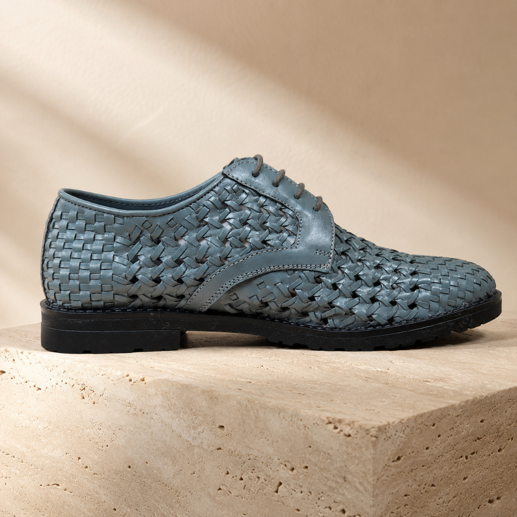 PUNTO: Handwoven Leather Derby Grey Shoes