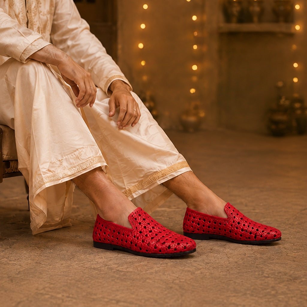Paul Oliver Men's Bunai Range Moroccan Red