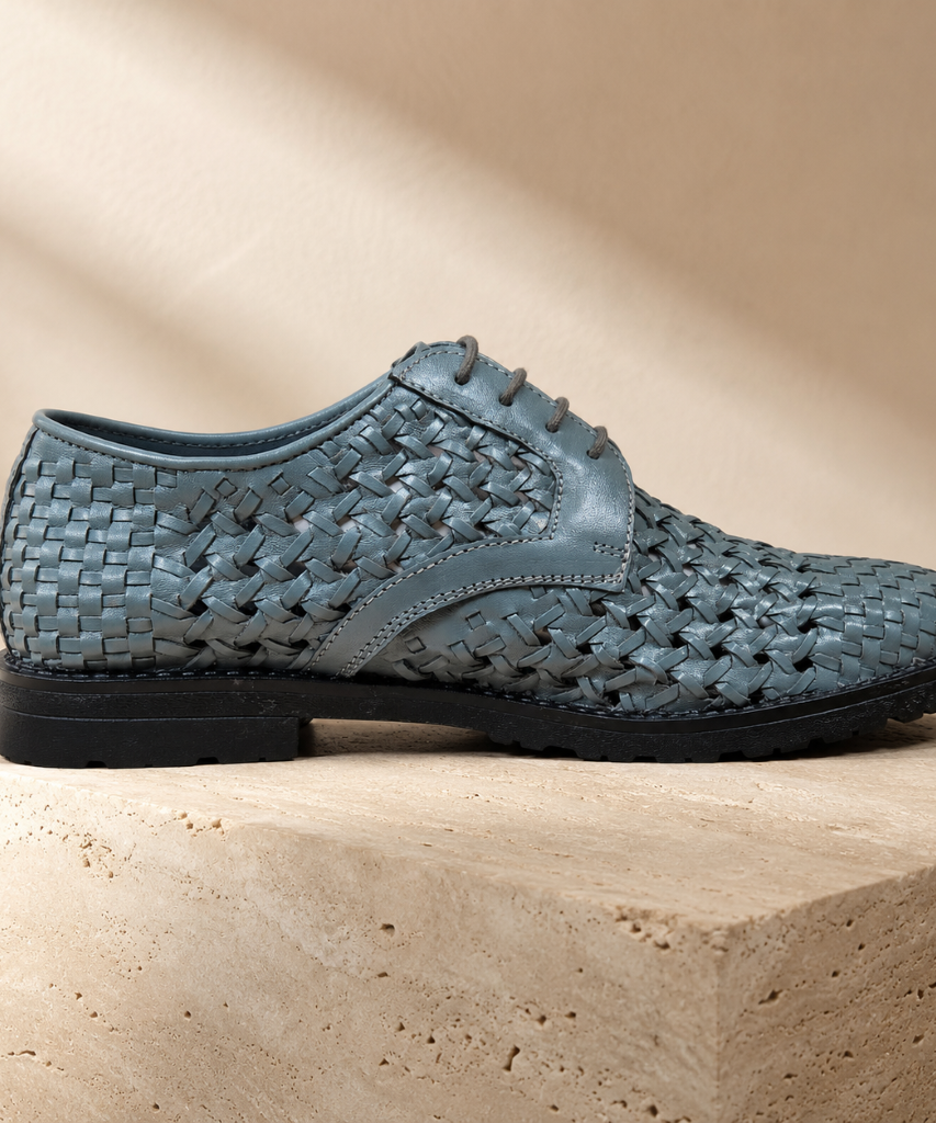PUNTO: Handwoven Leather Derby Grey Shoes